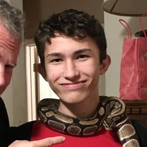 Meet your Posher, Carson